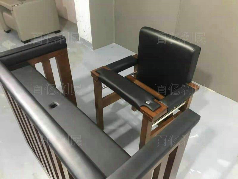 法院桌椅